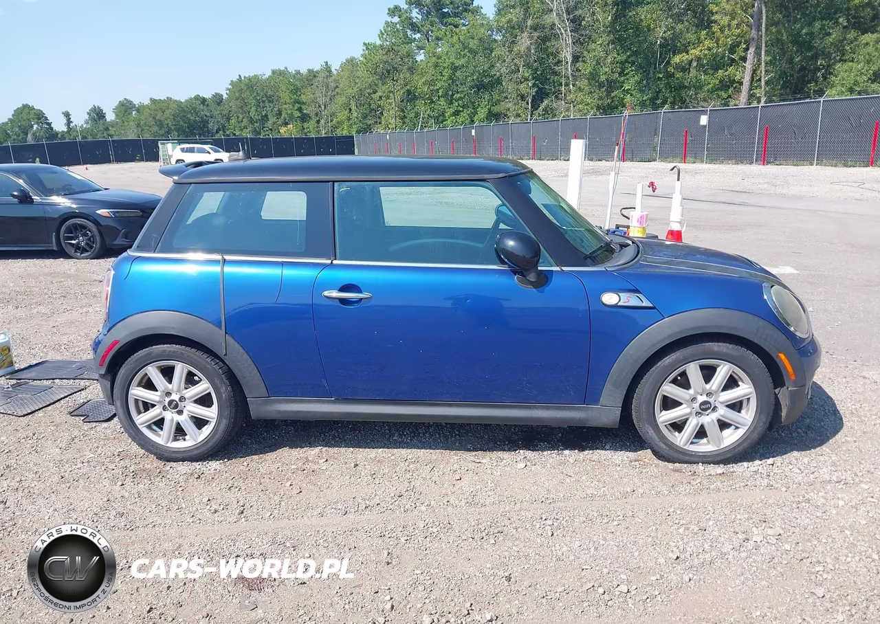 2009 Mini Cooper S VIN:WMWMF73539TT94960 - 13