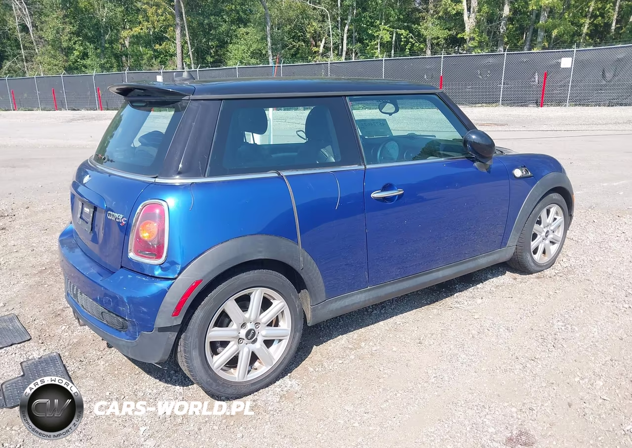 2009 Mini Cooper S VIN:WMWMF73539TT94960 - 4