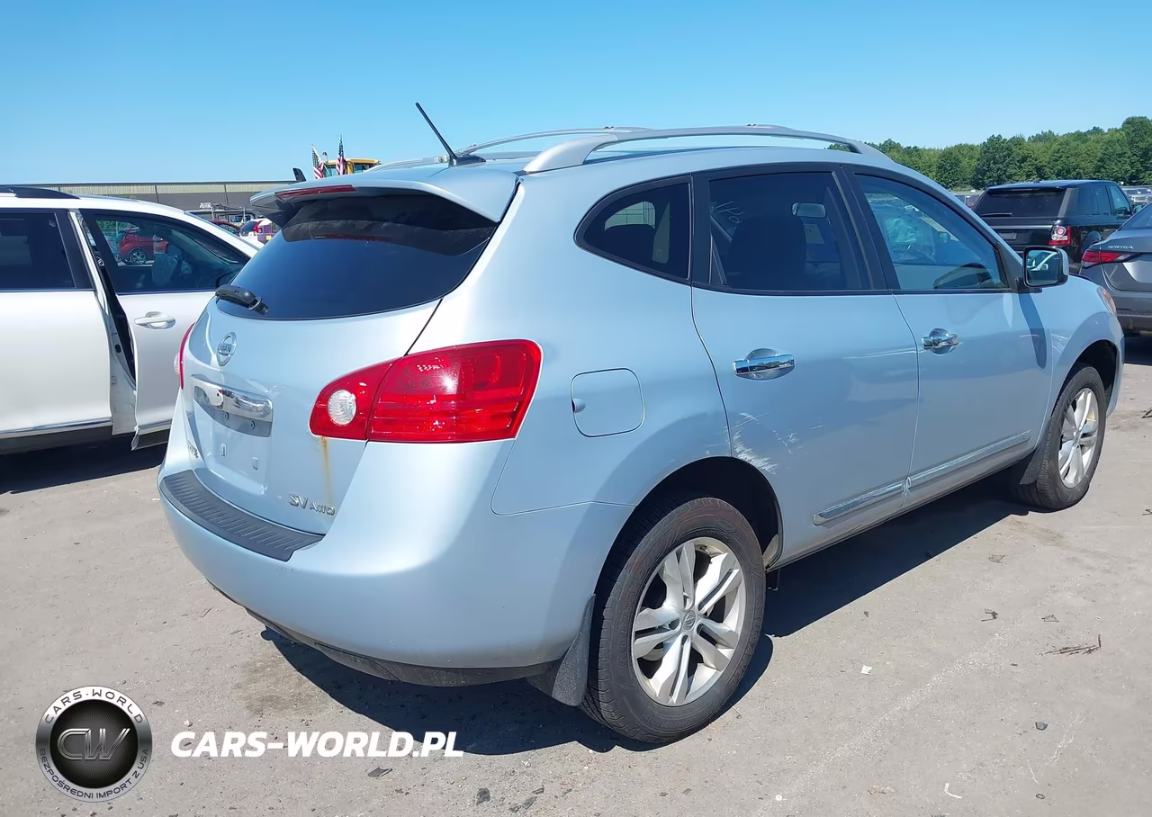 2013 Nissan Rogue Sv VIN:JN8AS5MV4DW137824 - 4
