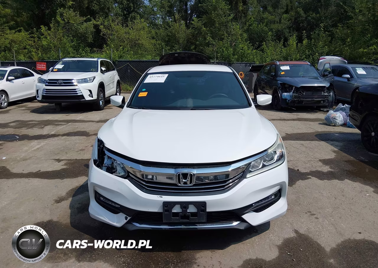 2016 Honda Accord Sport VIN:1HGCR2F55GA132386 - 12