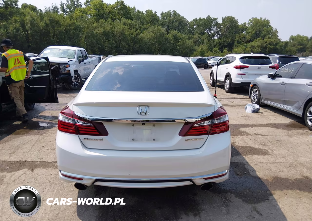 2016 Honda Accord Sport VIN:1HGCR2F55GA132386 - 16