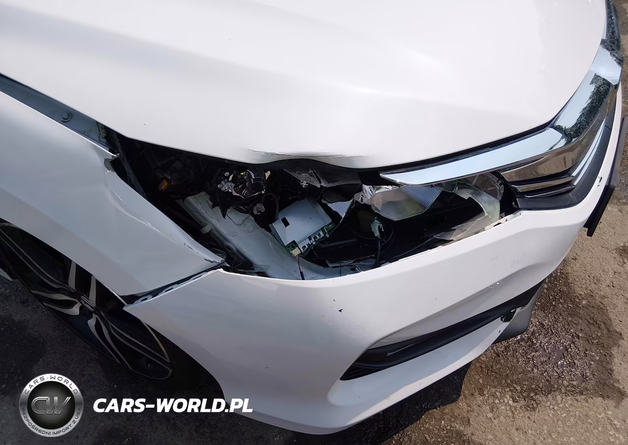 2016 Honda Accord Sport VIN:1HGCR2F55GA132386 - 19