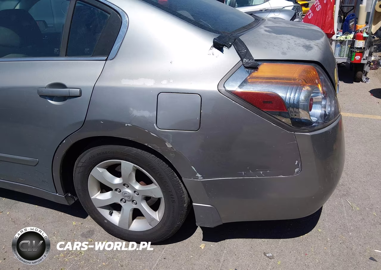 2007 Nissan Altima 2.5 S VIN:1N4AL21EX7C133087 - 6