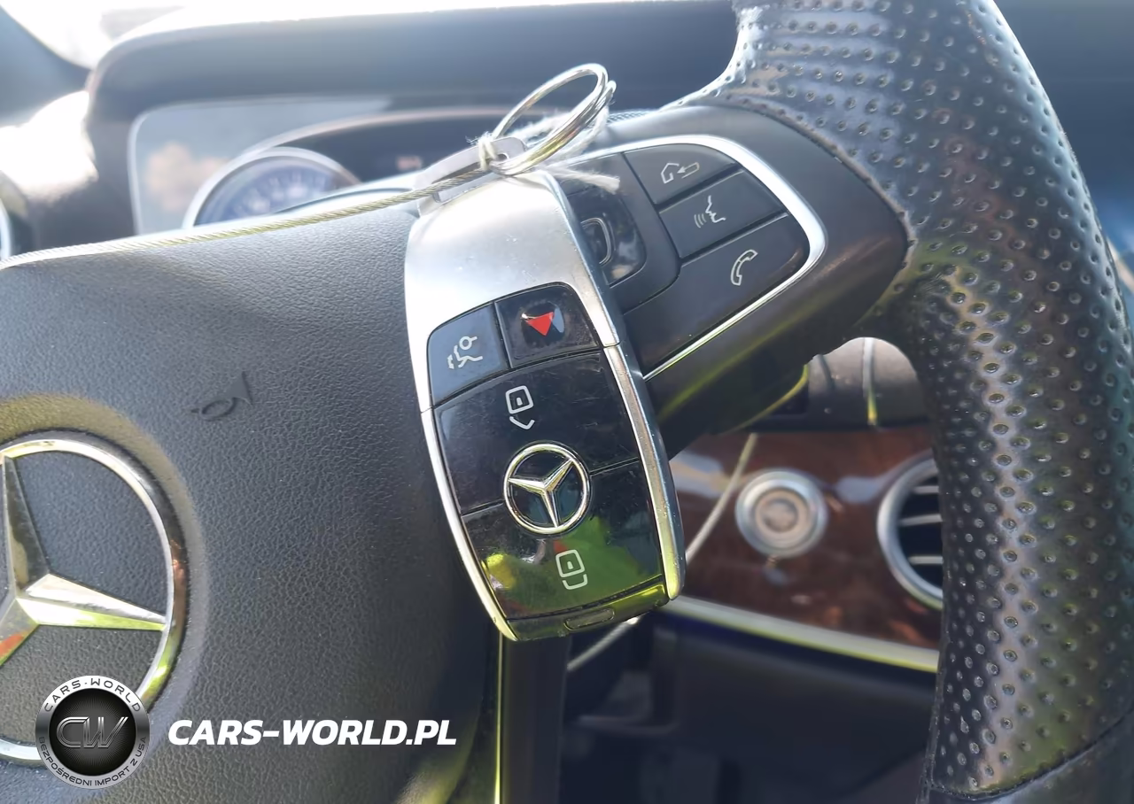2017 Mercedes-Benz E 300 4Matic VIN:WDDZF4KB3HA205674 - 11