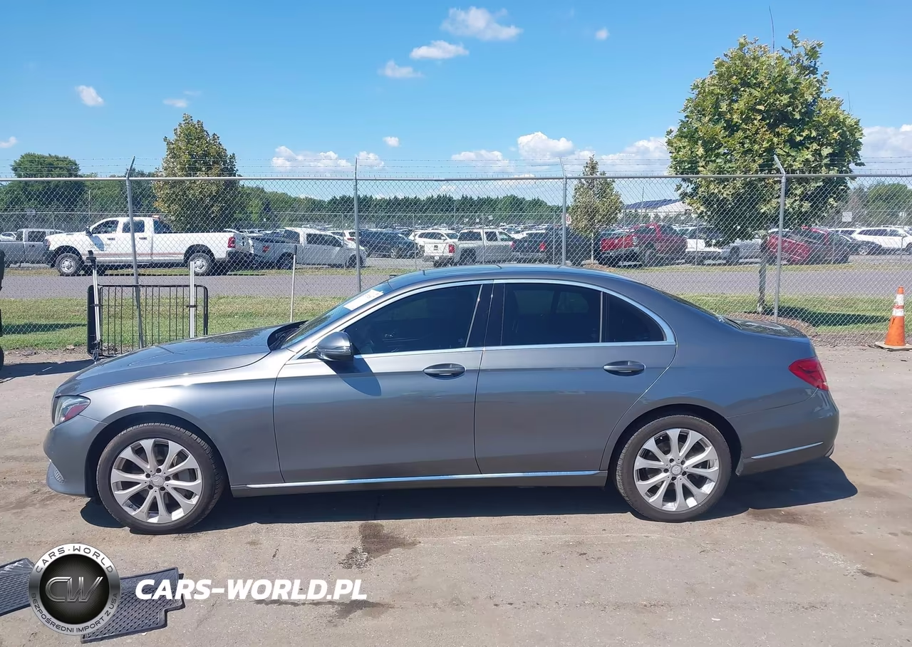2017 Mercedes-Benz E 300 4Matic VIN:WDDZF4KB3HA205674 - 14