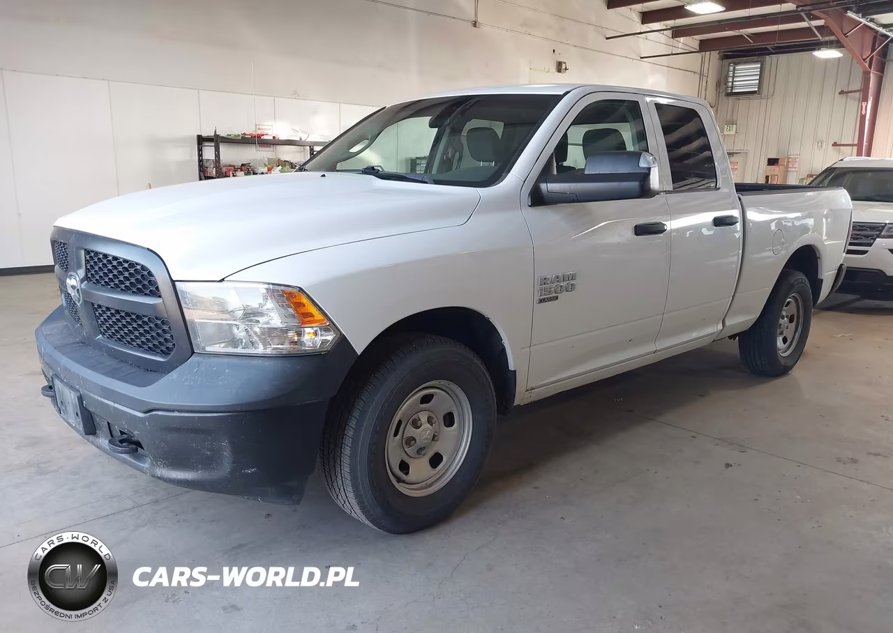 2019 Ram 1500 Classic VIN:1C6RR7FG2KS516515 - 2