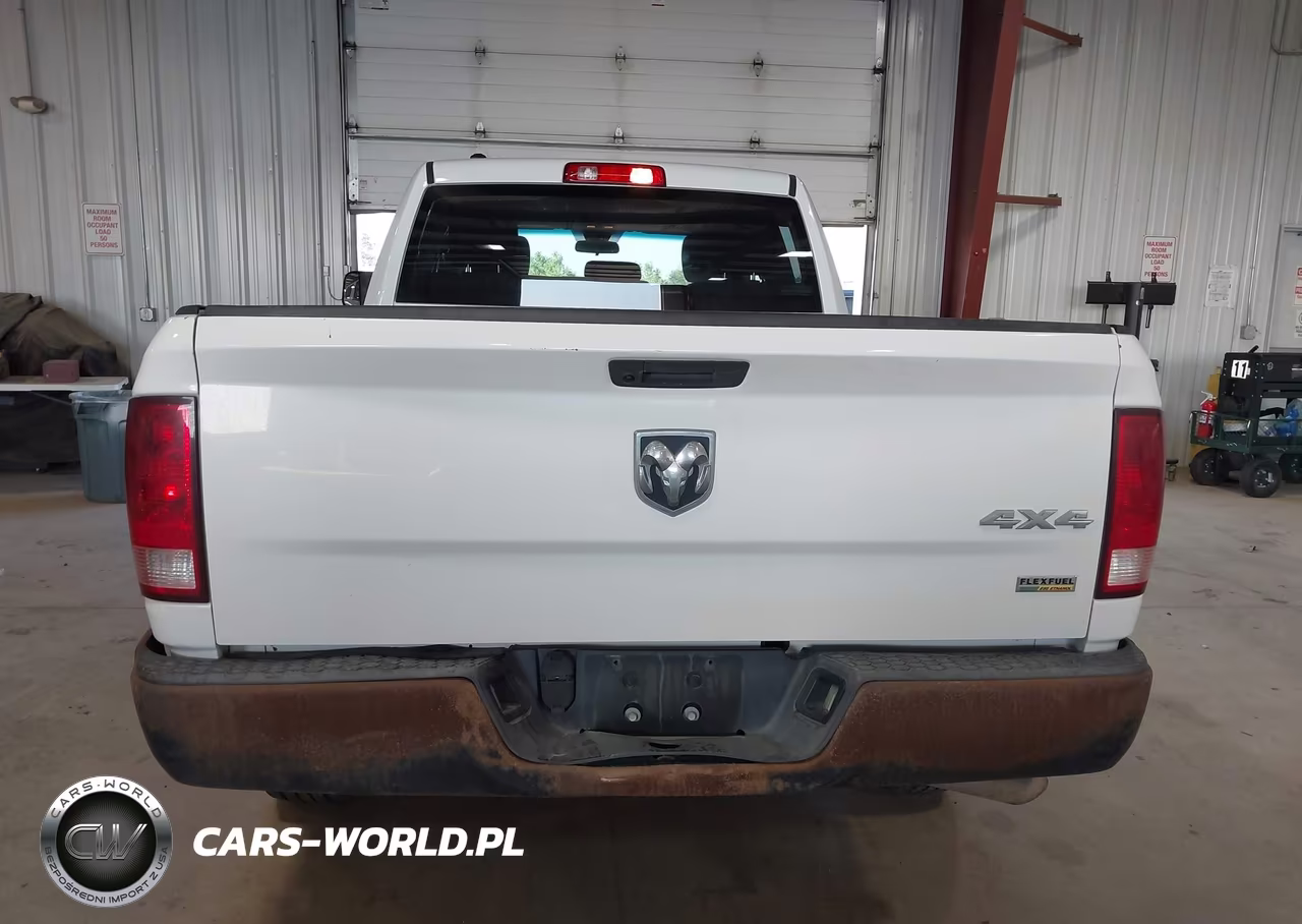 2019 Ram 1500 Classic VIN:1C6RR7FG2KS516515 - 21
