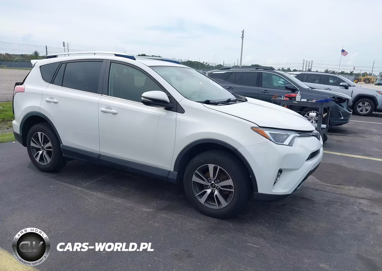 2018 Toyota Rav4 Xle – zdjęcie 1 z 17