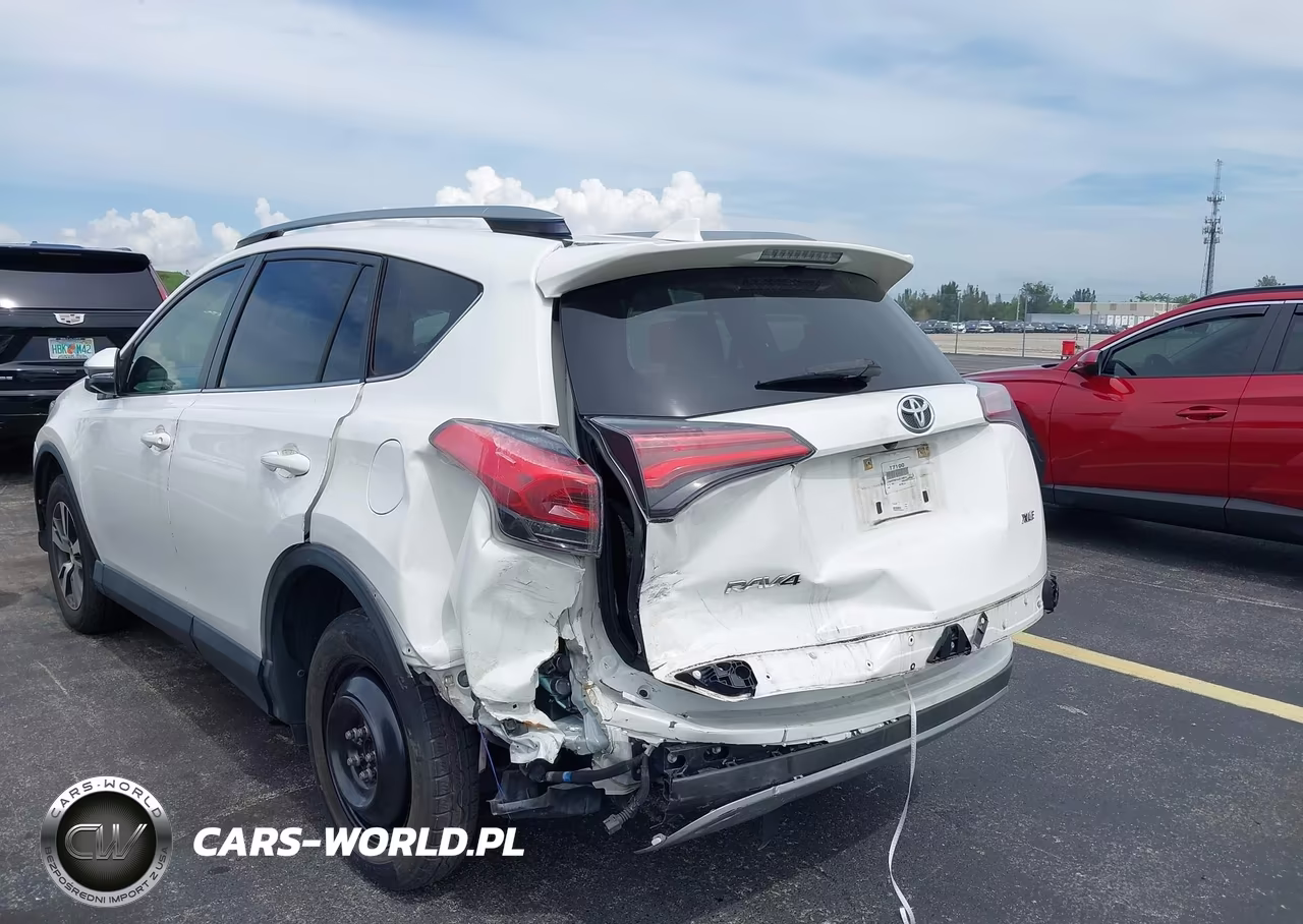 2018 Toyota Rav4 Xle VIN:JTMWFREV5JD133610 - 6