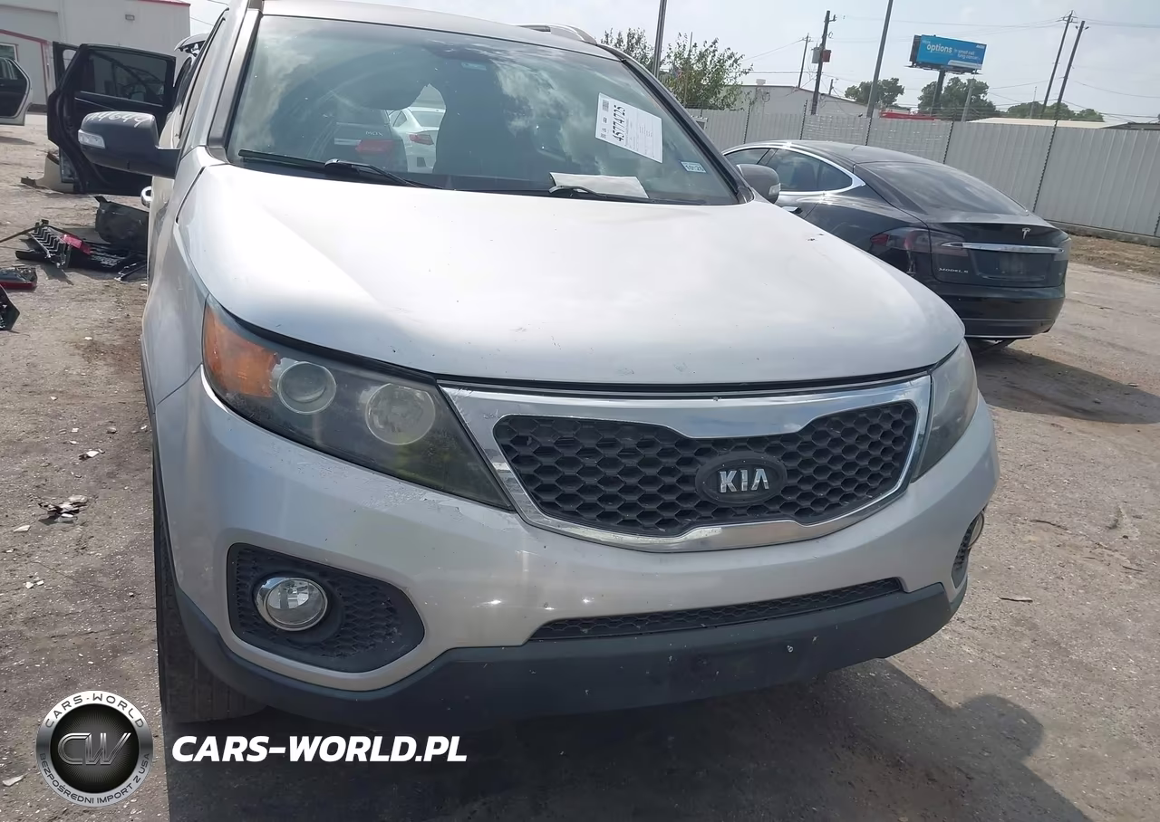2011 Kia Sorento Lx V6 VIN:5XYKT4A22BG121424 - 13
