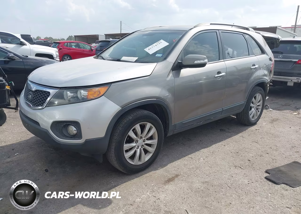 2011 Kia Sorento Lx V6 VIN:5XYKT4A22BG121424 - 2