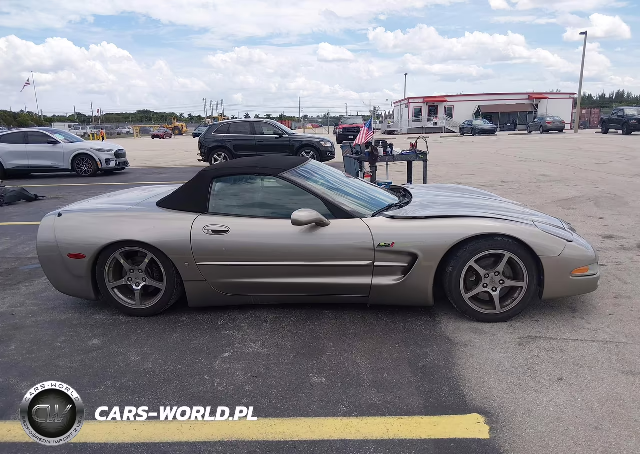 1998 Chevrolet Corvette VIN:1G1YY32G0W5113765 - 13