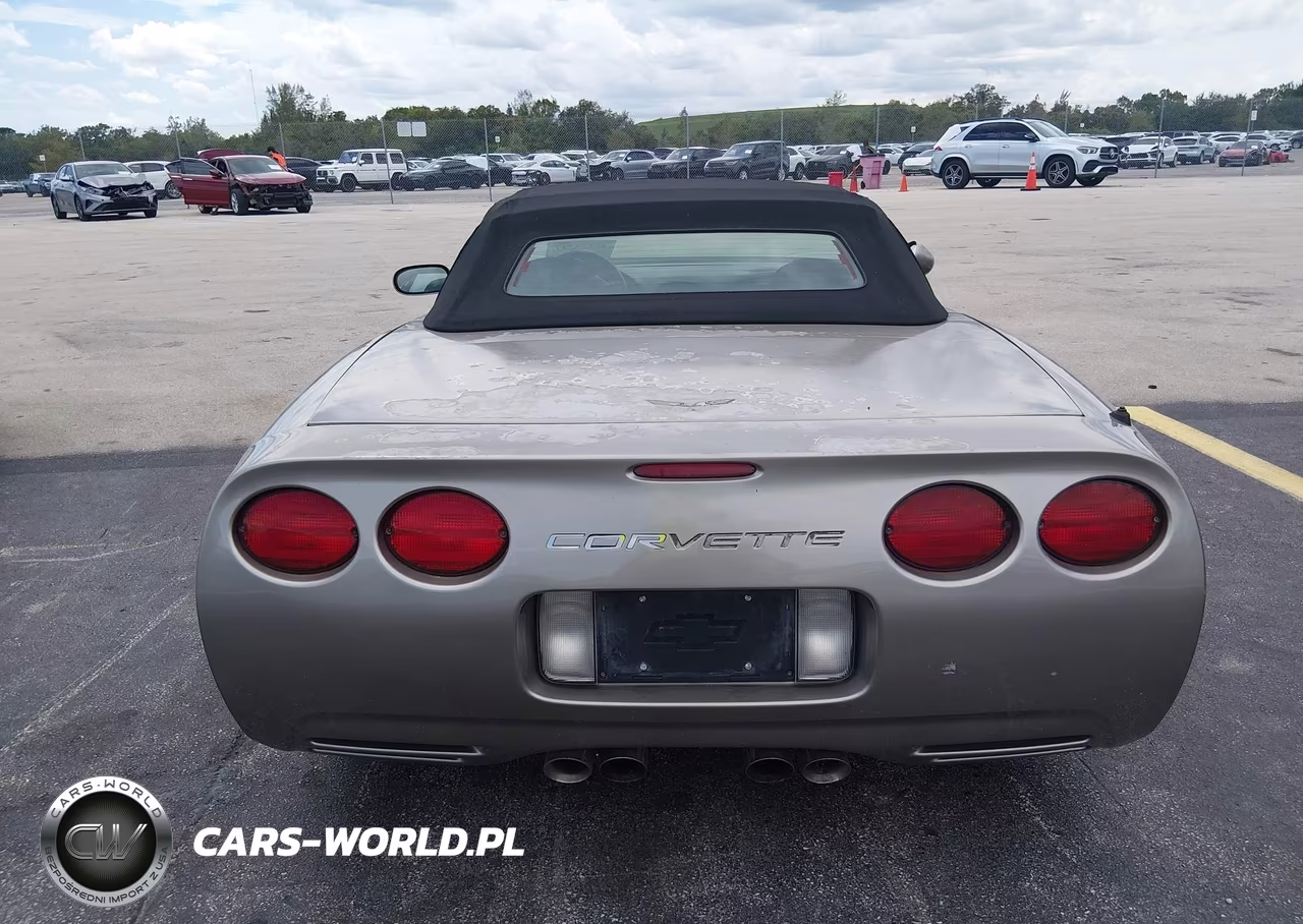 1998 Chevrolet Corvette VIN:1G1YY32G0W5113765 - 16