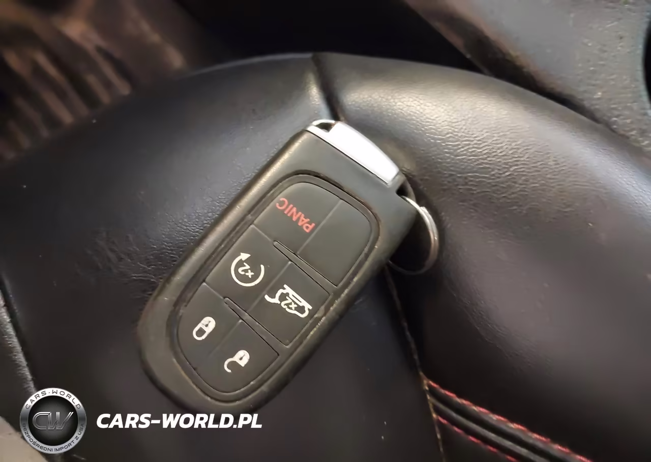 2019 Jeep Cherokee Trailhawk 4X4 VIN:1C4PJMBX2KD282425 - 11