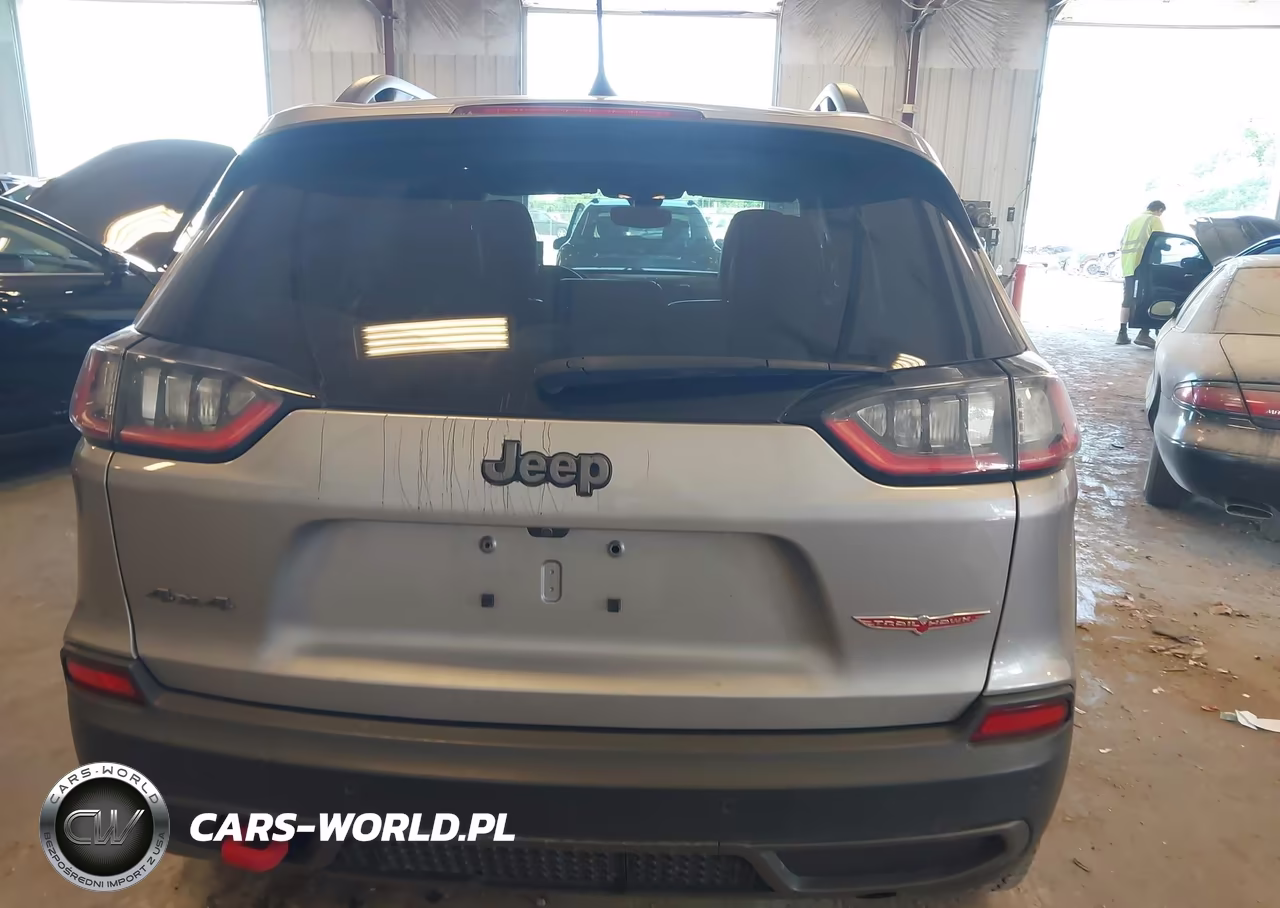 2019 Jeep Cherokee Trailhawk 4X4 VIN:1C4PJMBX2KD282425 - 16