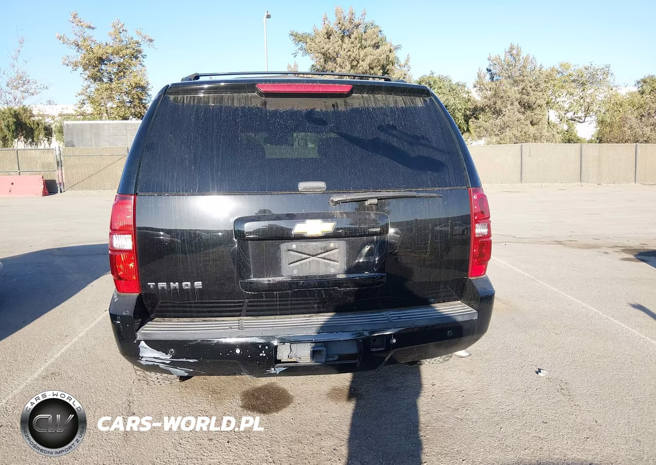 2013 Chevrolet Tahoe Lt VIN:1GNSCBE05DR177740 - 16