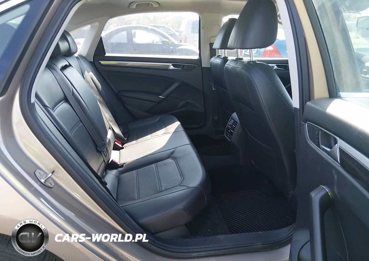 2016 Volkswagen Passat 1.8T Se VIN:1VWBT7A39GC016835 - 8