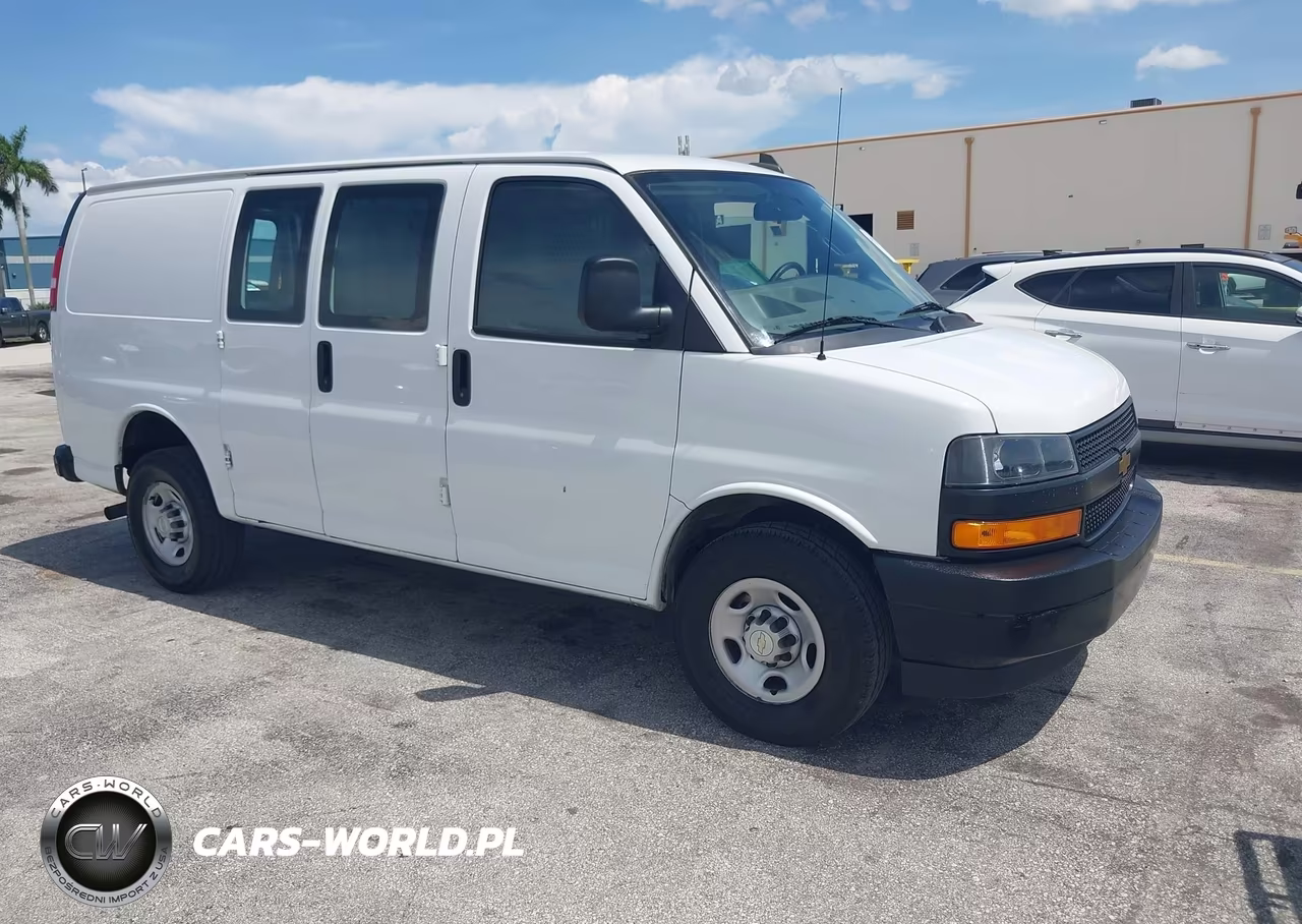 2022 Chevrolet Express G2500 – zdjęcie 1 z 18