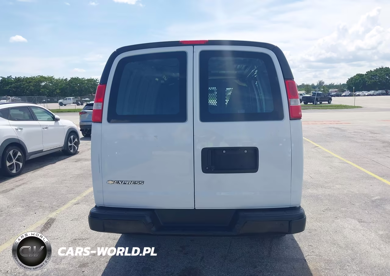 2022 Chevrolet Express G2500 VIN:1GCWGAFPXN1217525 - 16