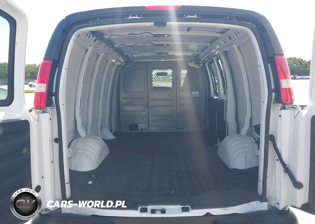 2022 Chevrolet Express G2500 VIN:1GCWGAFPXN1217525 - 8