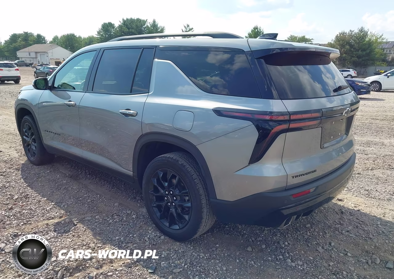 2025 Chevrolet Traverse Fwd Lt VIN:1GNERGRS8SJ140438 - 3