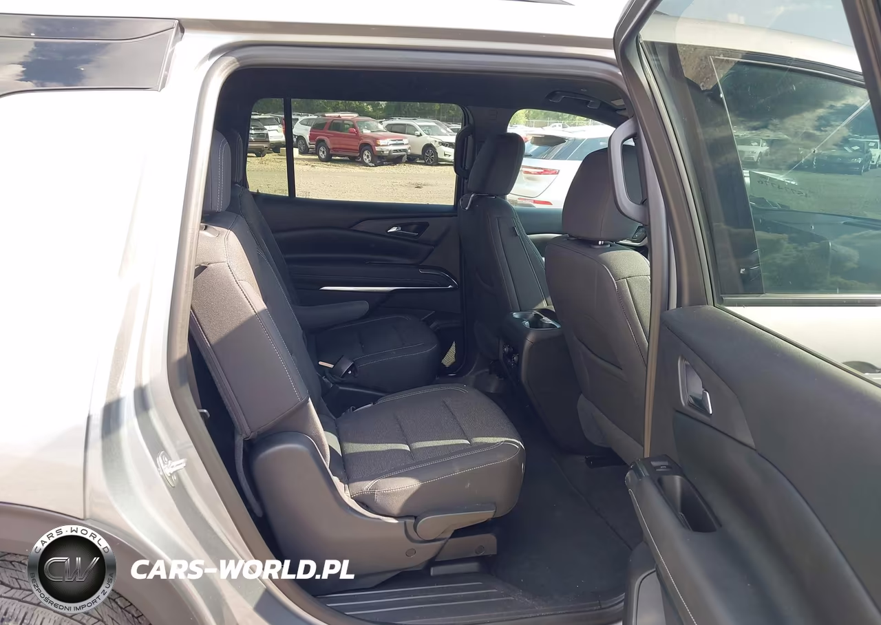 2025 Chevrolet Traverse Fwd Lt VIN:1GNERGRS8SJ140438 - 8