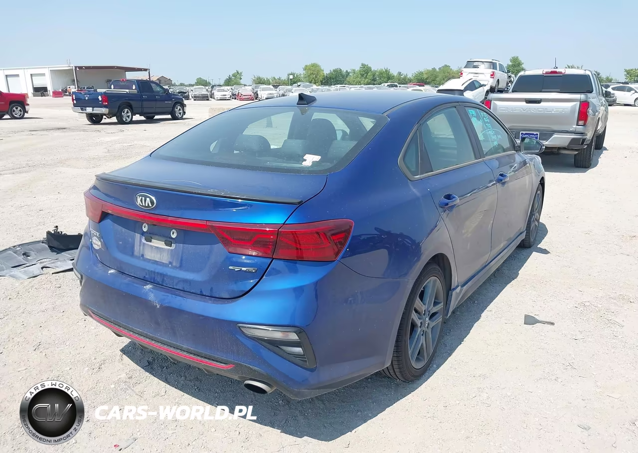 2020 Kia Forte Gt-Line VIN:3KPF34AD3LE154319 - 4