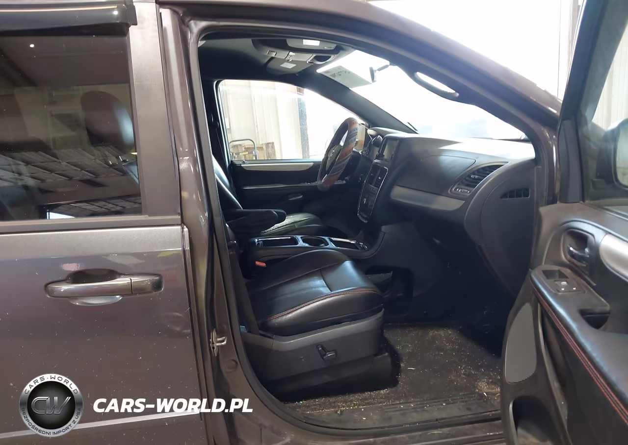 2015 Dodge Grand Caravan R-T VIN:2C4RDGEG3FR564072 - 5