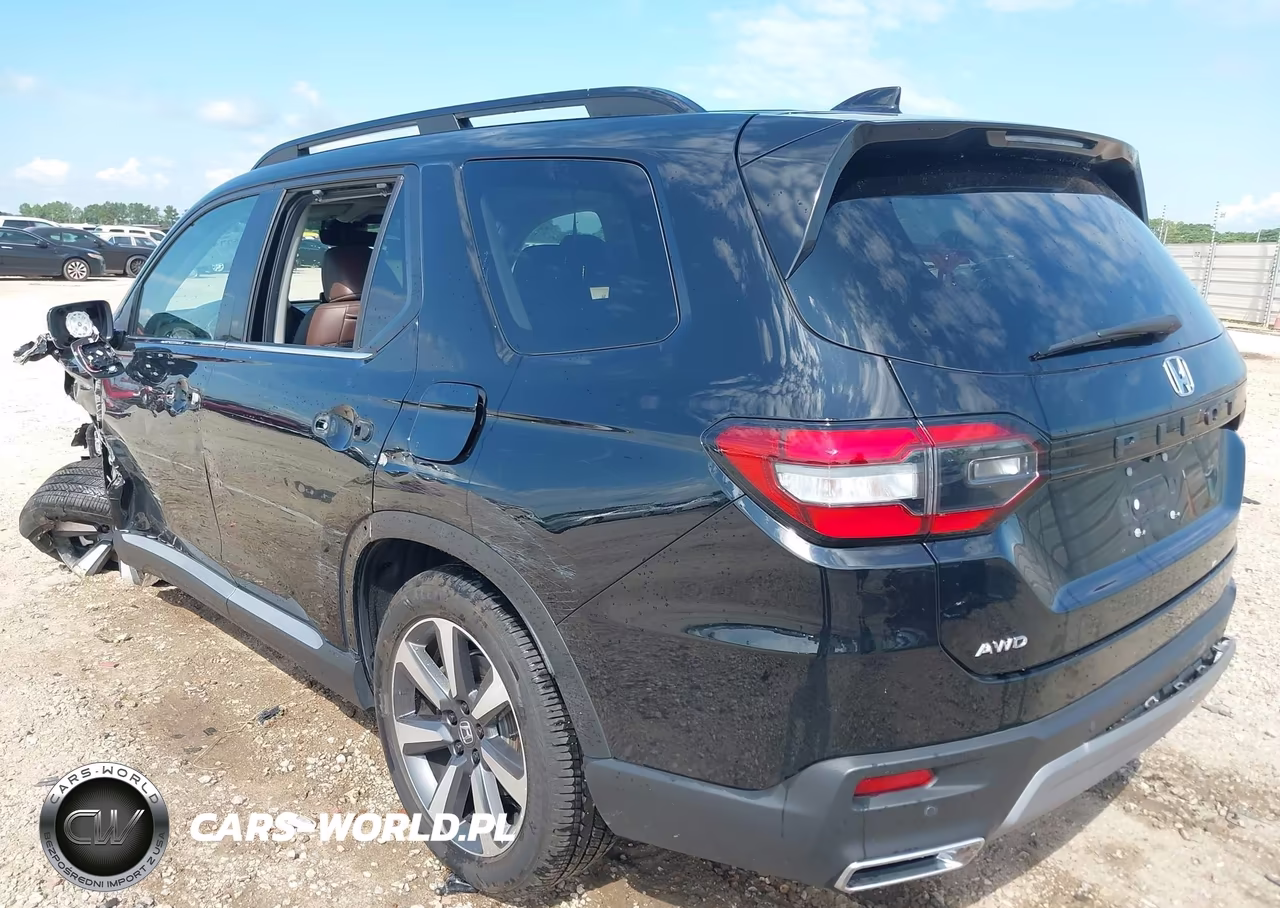 2025 Honda Pilot Elite VIN:5FNYG1H80SB055647 - 3