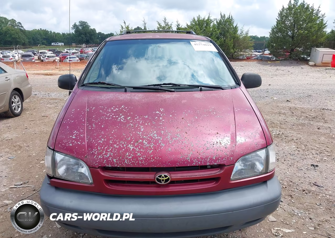 1999 Toyota Sienna Ce VIN:4T3ZF19C4XU104179 - 12