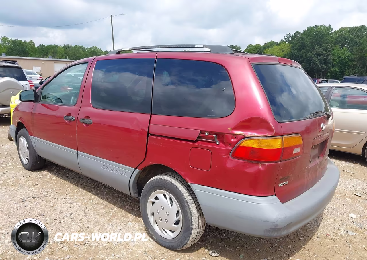 1999 Toyota Sienna Ce VIN:4T3ZF19C4XU104179 - 3