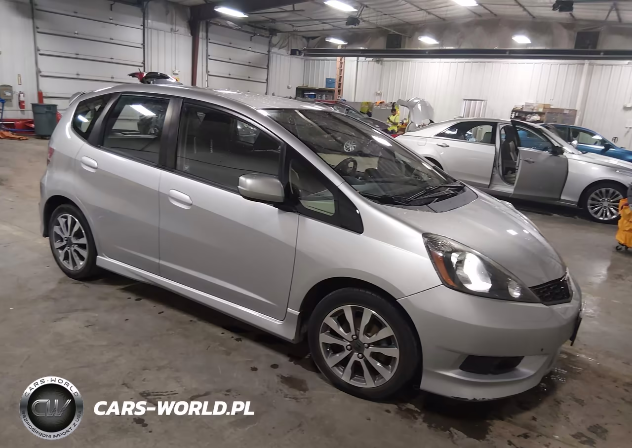 2012 Honda Fit Sport VIN:JHMGE8H59CS005090 - 1