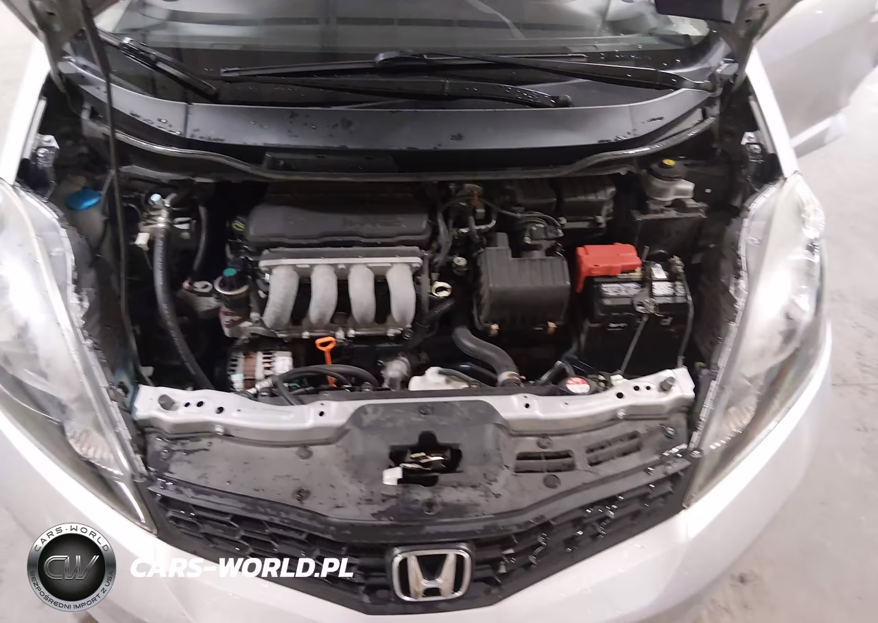 2012 Honda Fit Sport VIN:JHMGE8H59CS005090 - 10