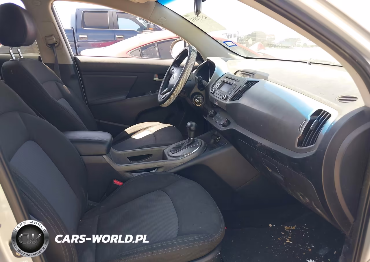2015 Kia Sportage Lx VIN:KNDPB3ACXF7719730 - 5