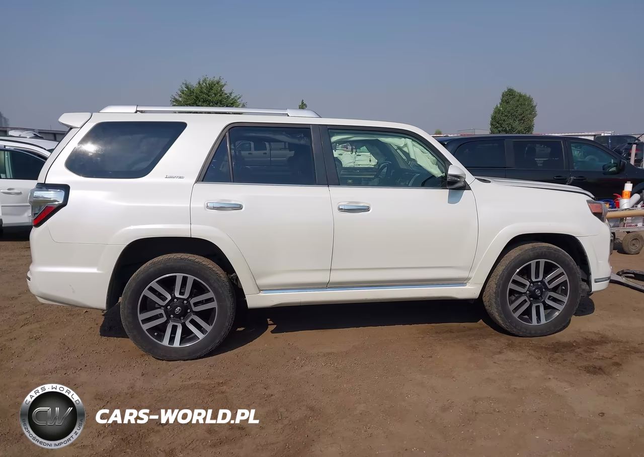 2018 Toyota 4Runner Limited VIN:JTEBU5JR0J5562102 - 13