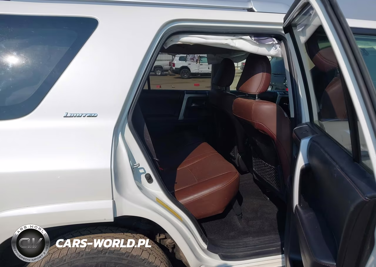 2018 Toyota 4Runner Limited VIN:JTEBU5JR0J5562102 - 8