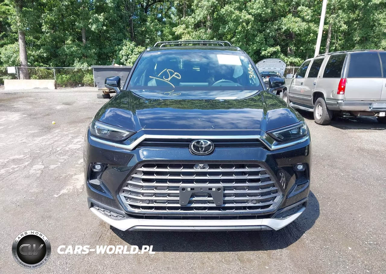 2026 Toyota Grand Highlander Hybrid Max Platinum VIN:5TDADAB56TS040785 - 12