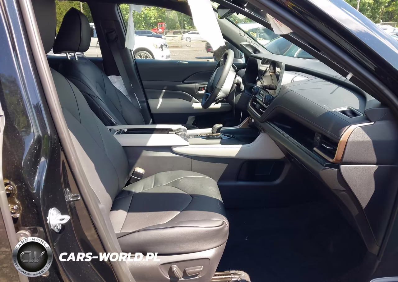 2026 Toyota Grand Highlander Hybrid Max Platinum VIN:5TDADAB56TS040785 - 5