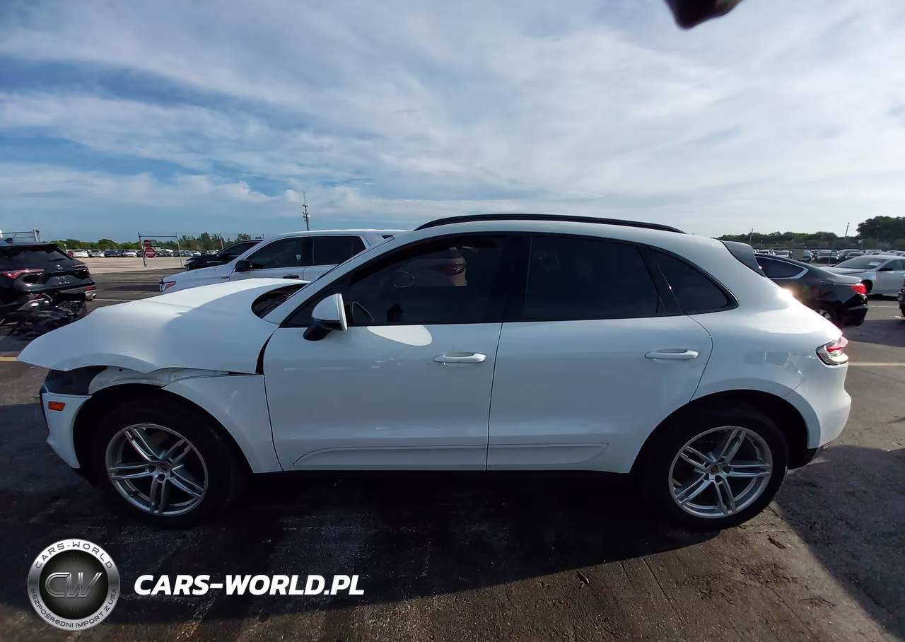2020 Porsche Macan VIN:WP1AA2A59LLB00865 - 14