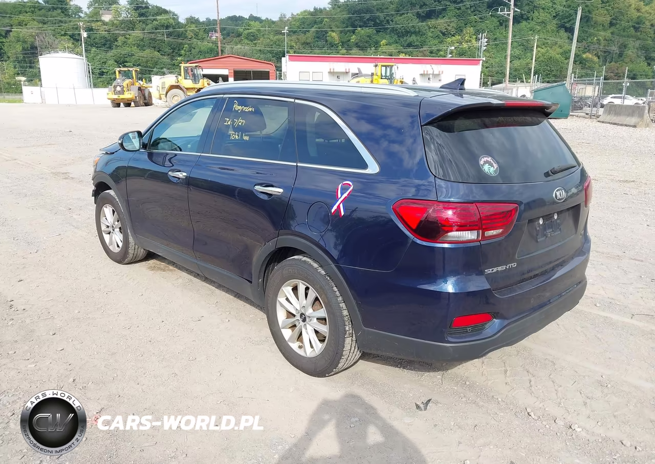 2019 Kia Sorento 2.4L Lx VIN:5XYPG4A37KG597462 - 3