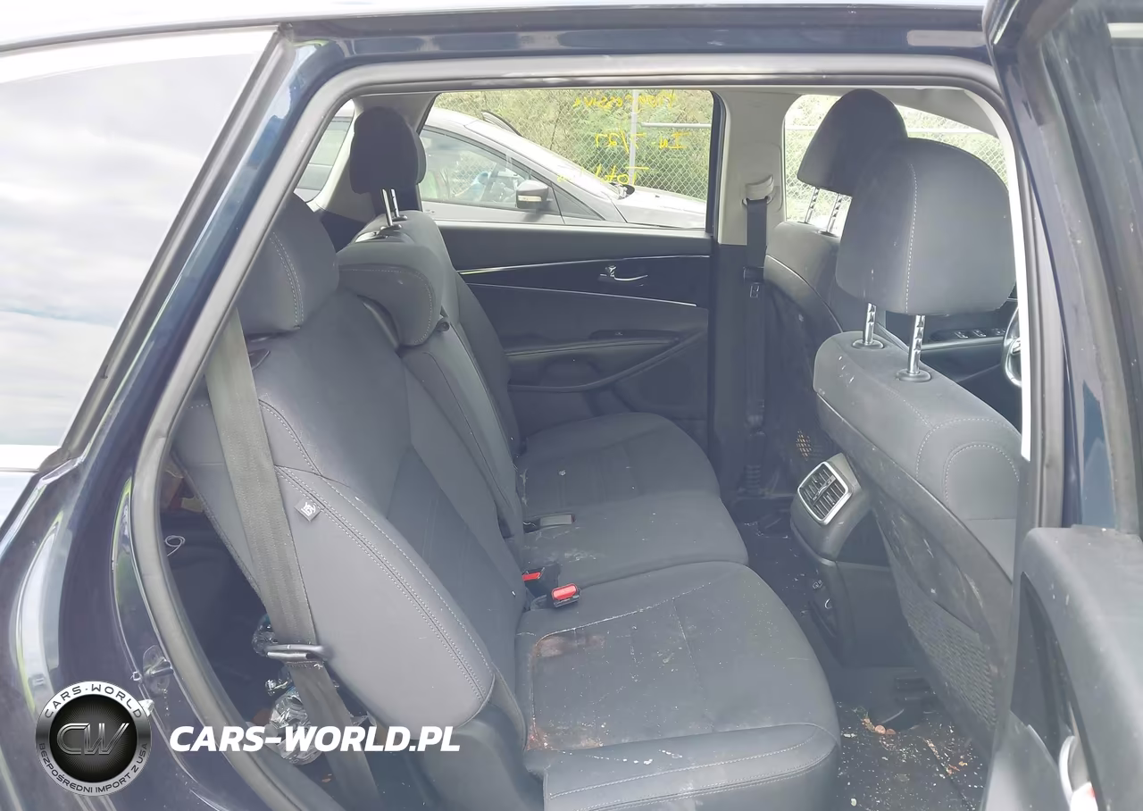 2019 Kia Sorento 2.4L Lx VIN:5XYPG4A37KG597462 - 8