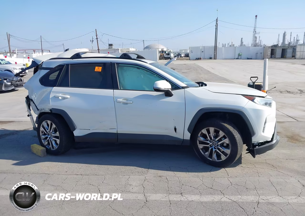 2021 Toyota Rav4 Xle Premium VIN:2T3C1RFVXMW108595 - 13