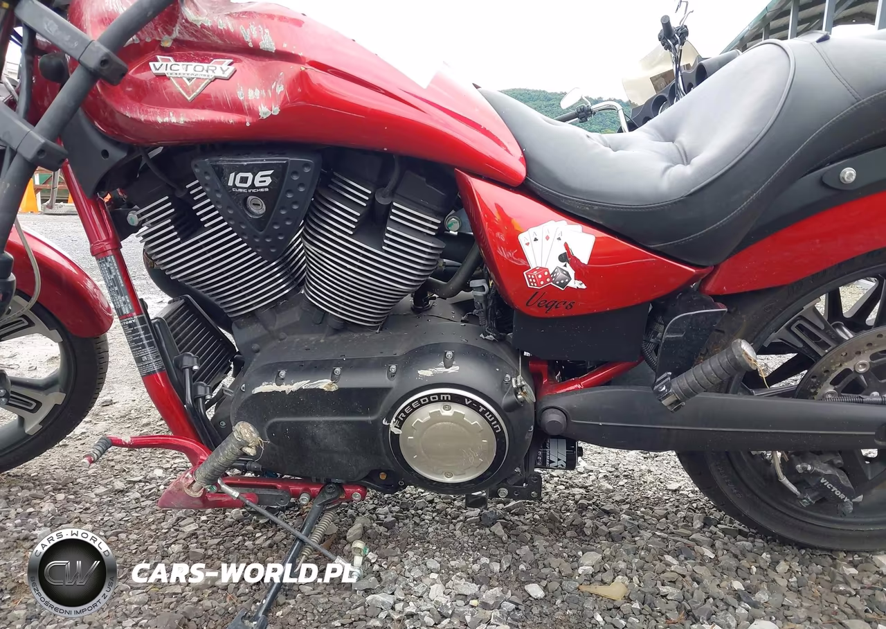 2017 Victory Motorcycles Vegas VIN:5VPCVBAB7H3059276 - 9