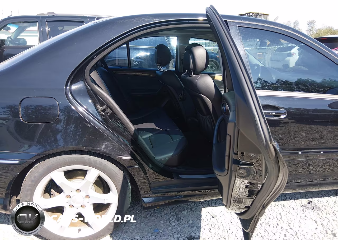 2007 Mercedes-Benz C 230 Sport VIN:WDBRF52H77F913771 - 8