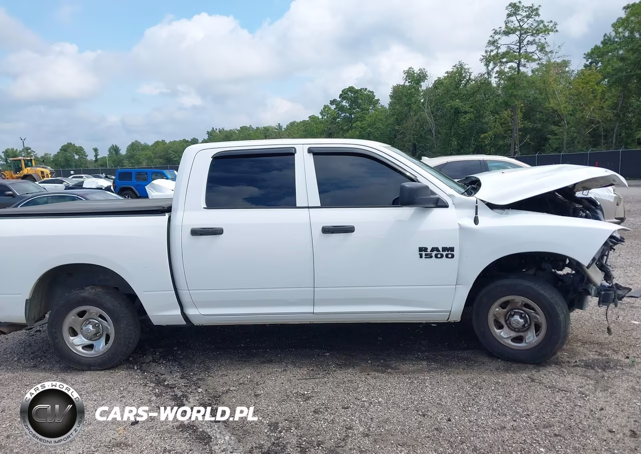 2018 Ram 1500 Express 4X2 5'7 Box VIN:1C6RR6KGXJS259375 - 13