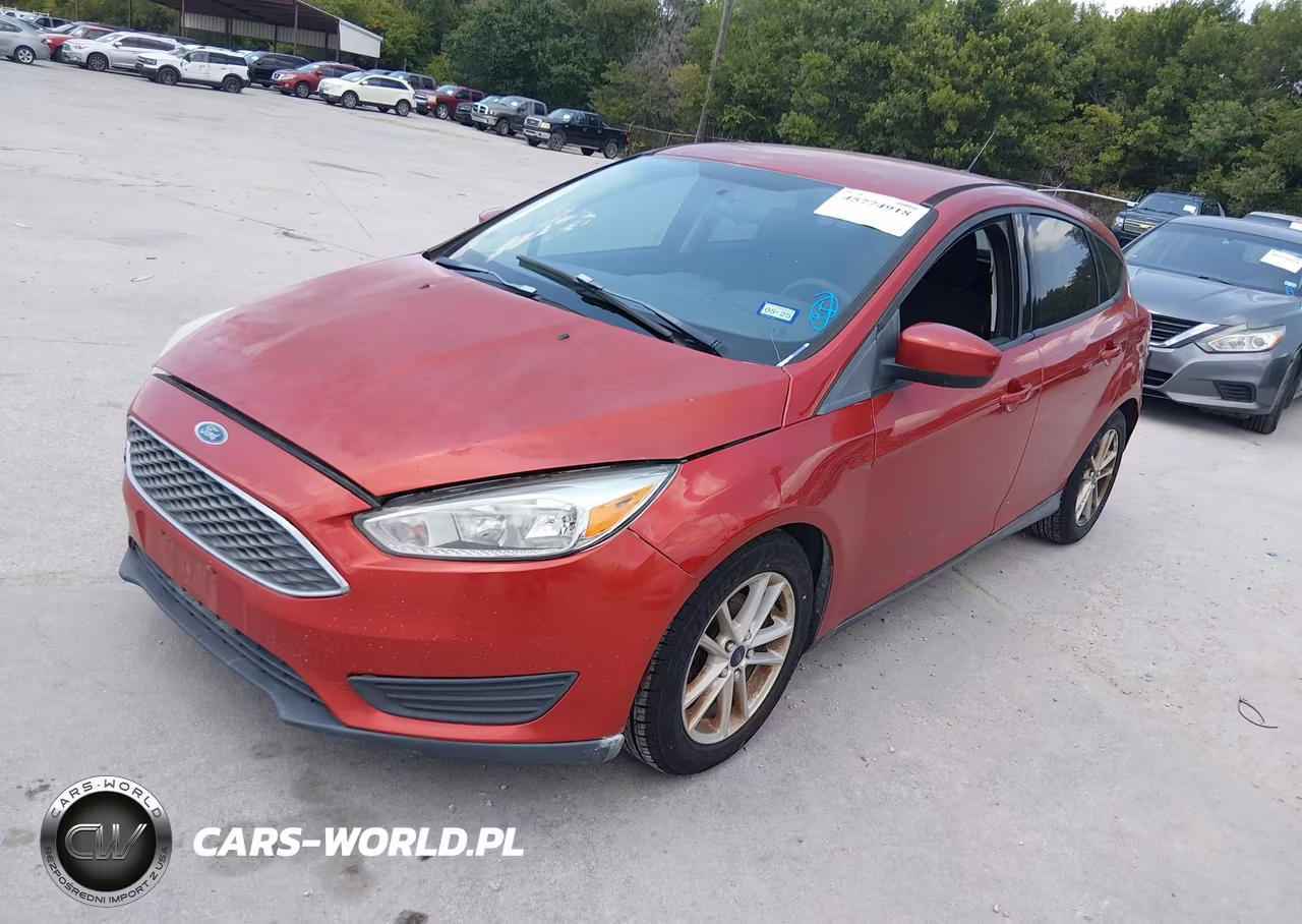 2018 Ford Focus Se VIN:1FADP3K21JL269207 - 2