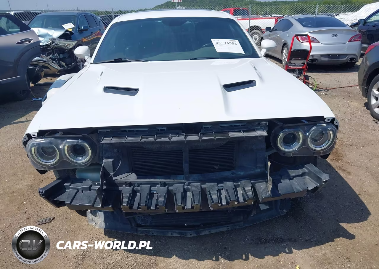 2015 Dodge Challenger R-T Plus VIN:2C3CDZBT5FH703048 - 13