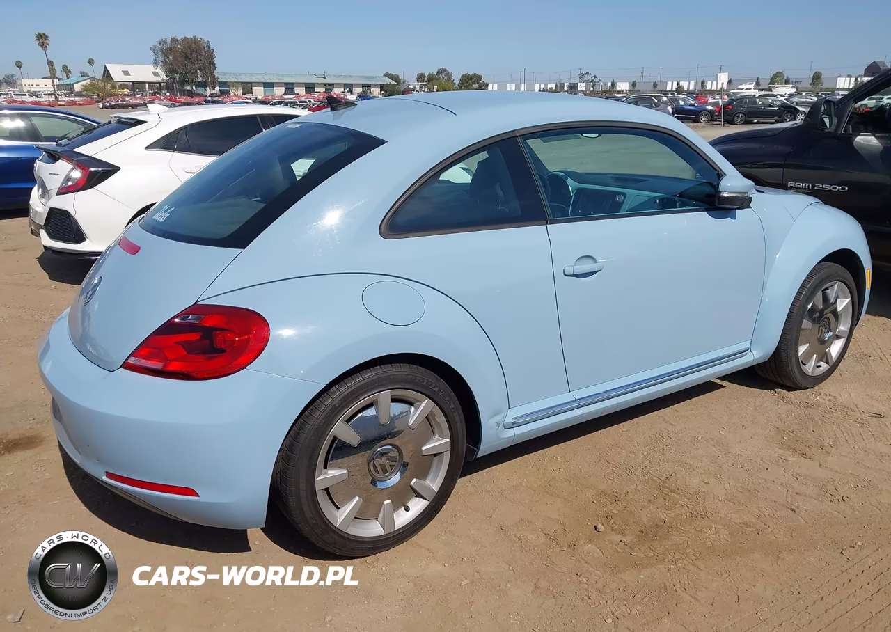 2012 Volkswagen Beetle 2.5L VIN:3VWJP7AT6CM650080 - 4