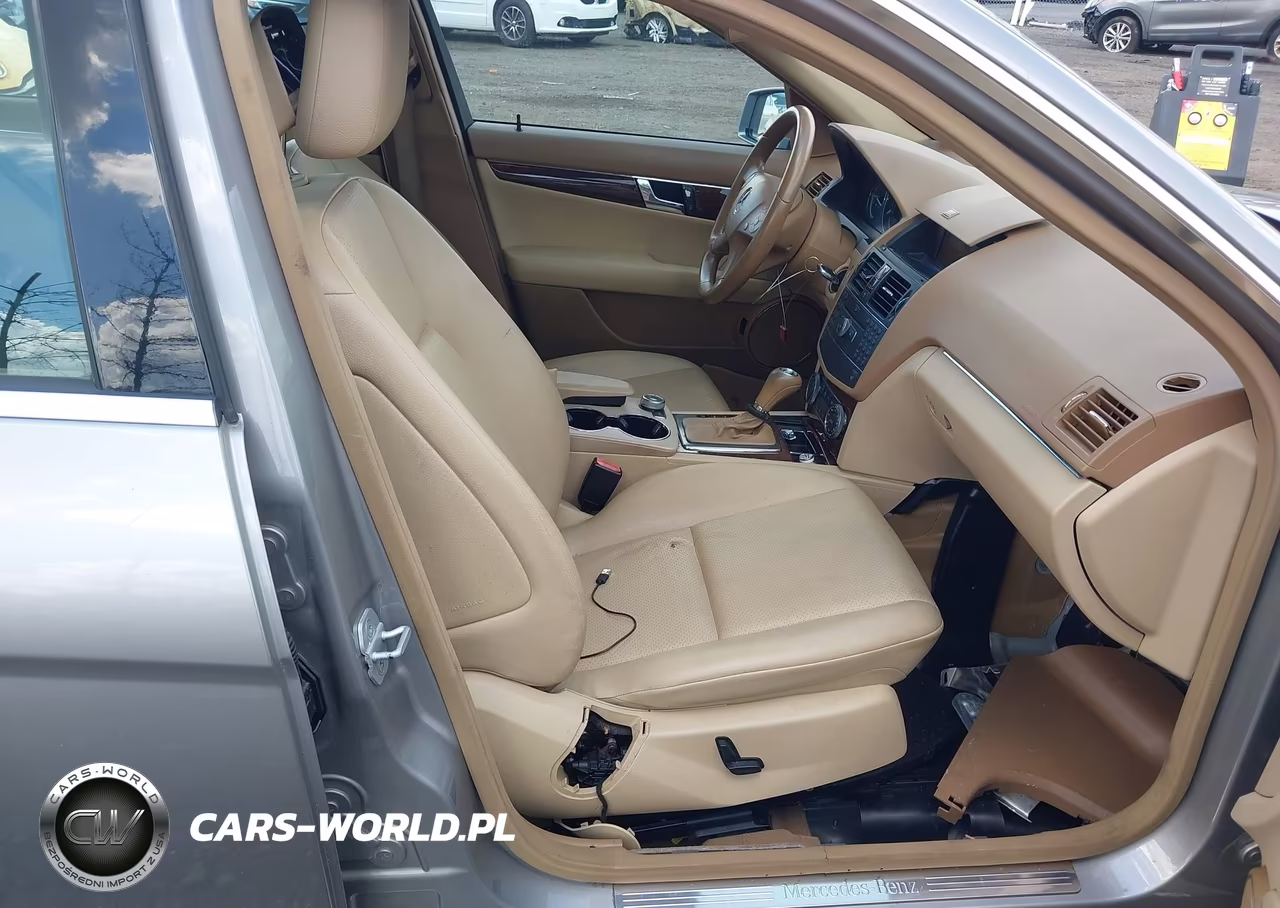 2008 Mercedes-Benz C 300 VIN:WDDGF81X38F056102 - 5