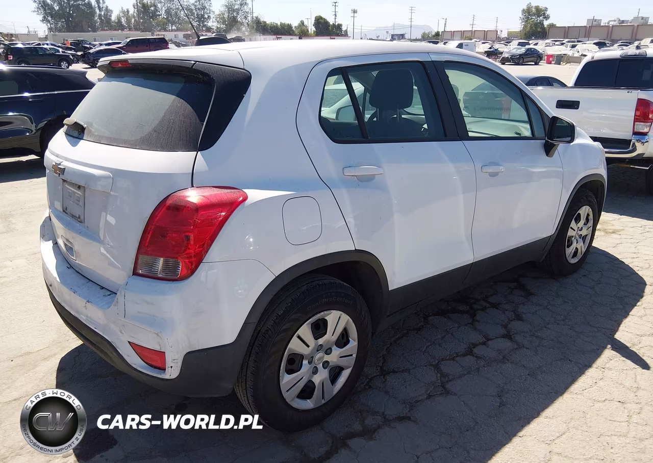 2017 Chevrolet Trax Ls VIN:3GNCJKSB1HL267982 - 4